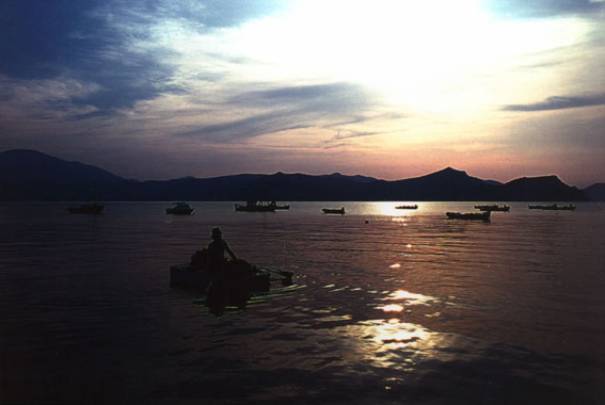 Zonsondergang op Milos